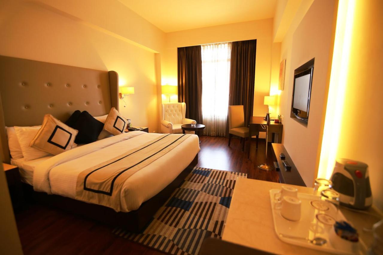 Hotel President Jalandhar Esterno foto
