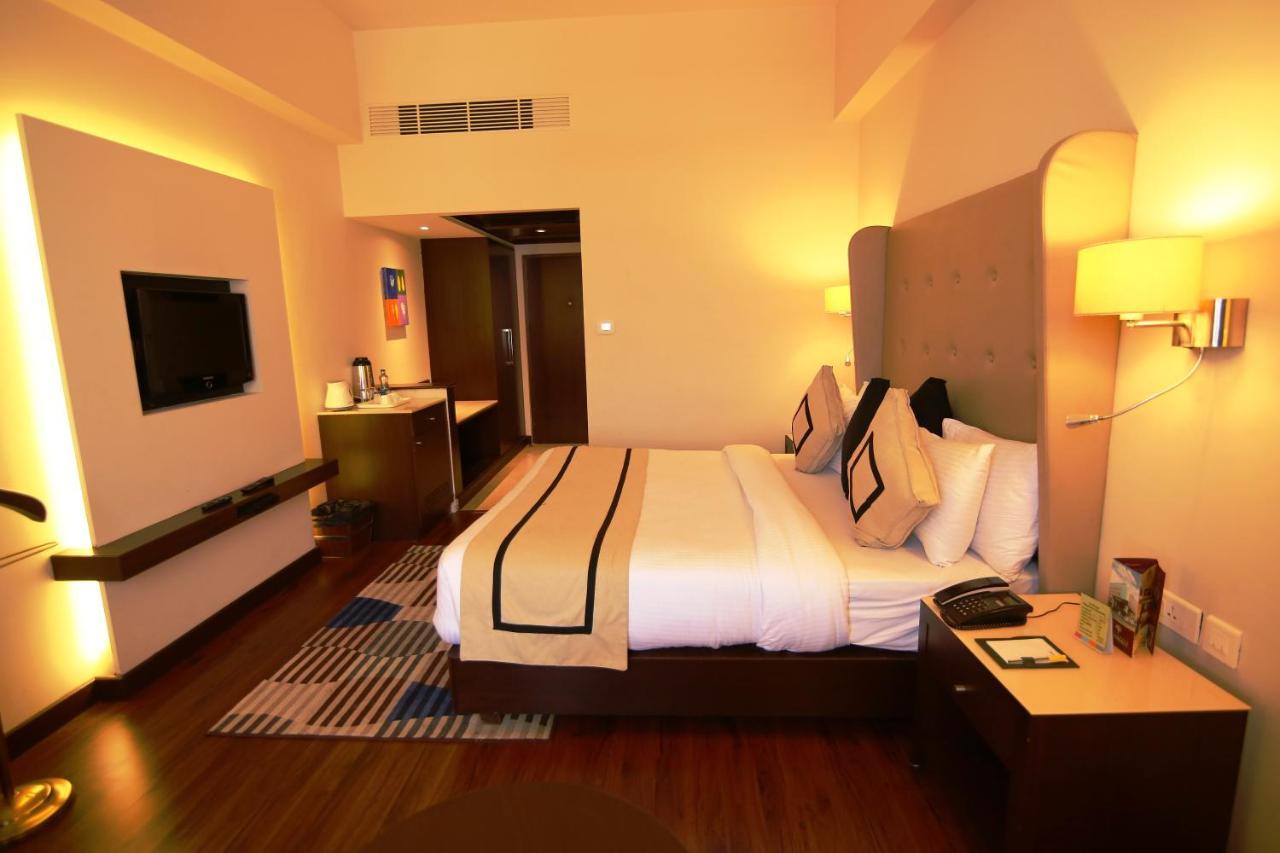 Hotel President Jalandhar Esterno foto