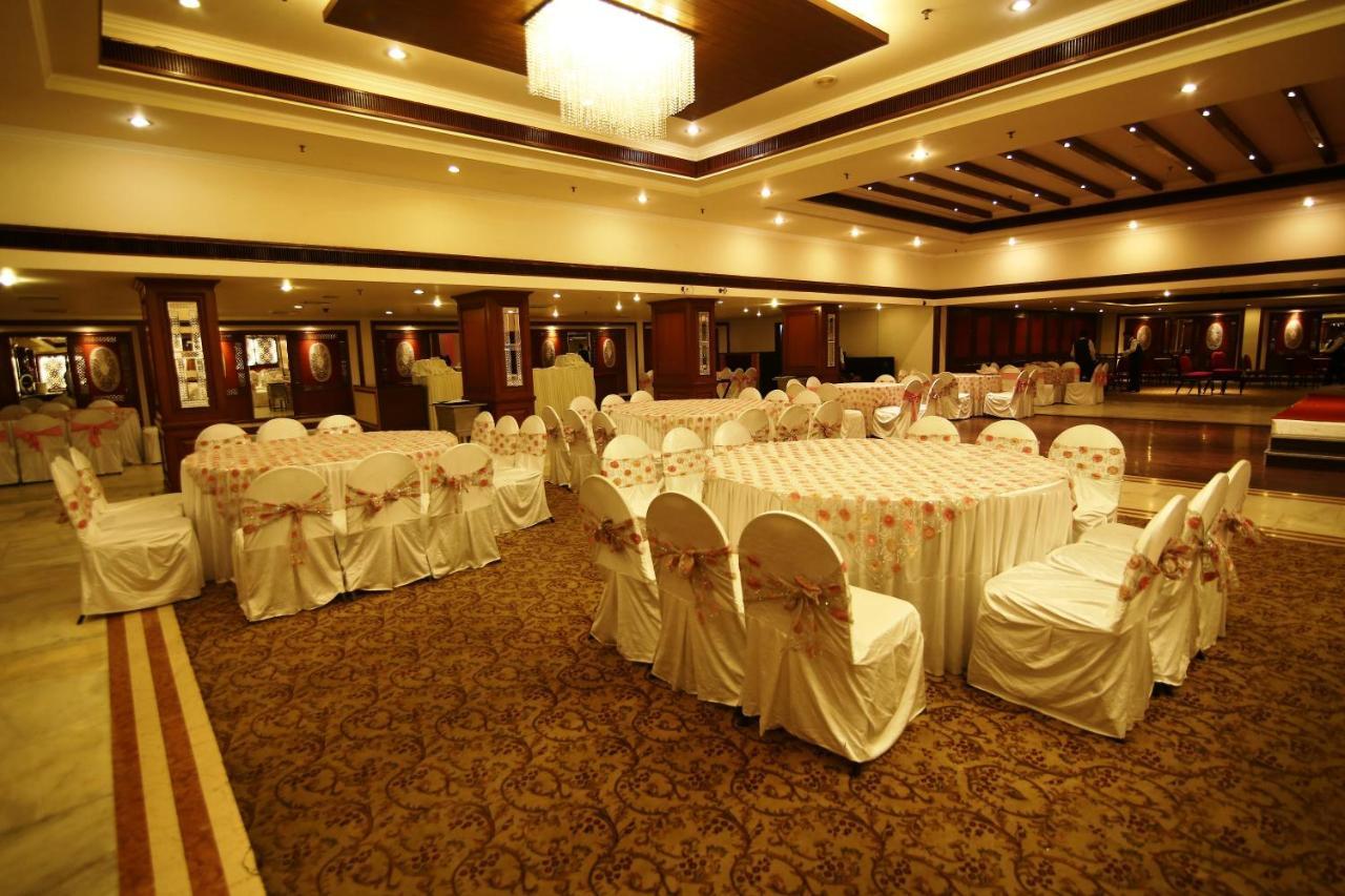 Hotel President Jalandhar Esterno foto
