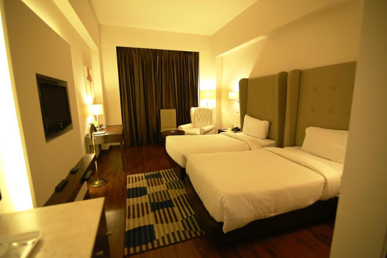 Hotel President Jalandhar Esterno foto
